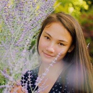 Meet your Posher, Emma